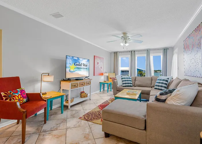 Sea Oats With And Bay Access Holiday home