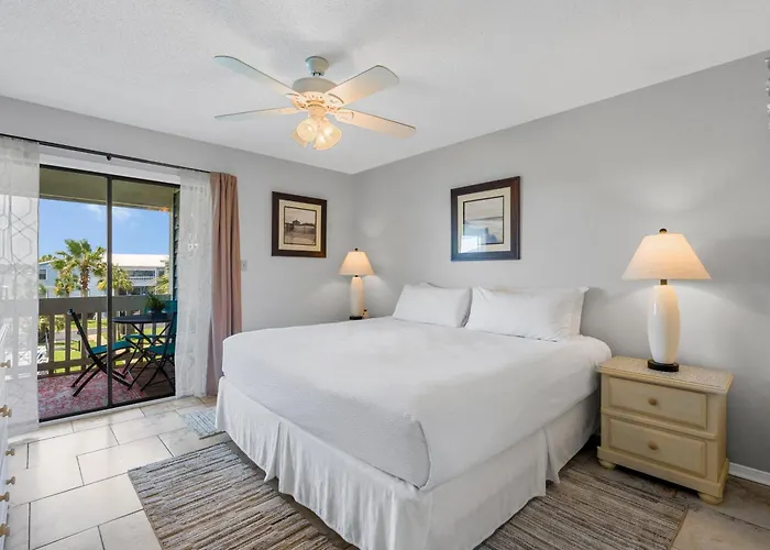 Holiday home Sea Oats With And Bay Access