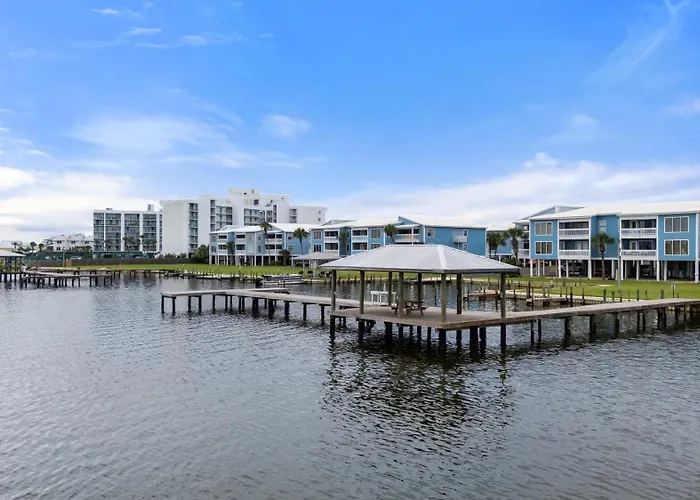 Sea Oats With And Bay Access Holiday home