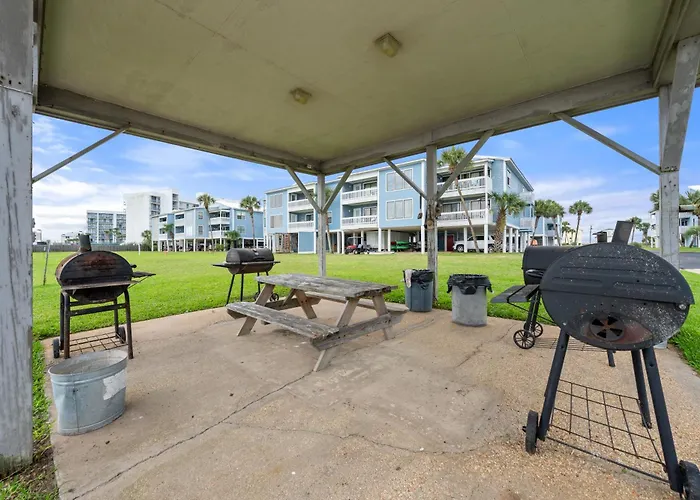 Holiday home Sea Oats With And Bay Access *